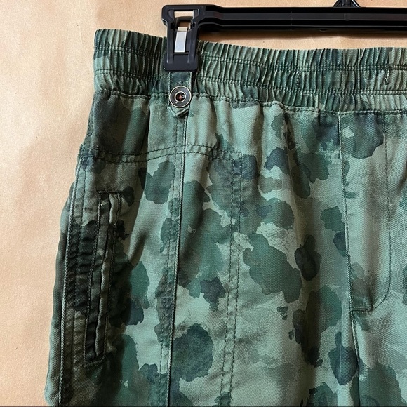Anthropologie | Leda Camo Utility Tencel Lyocell Joggers Pull On Pants Size S - Picture 4 of 14